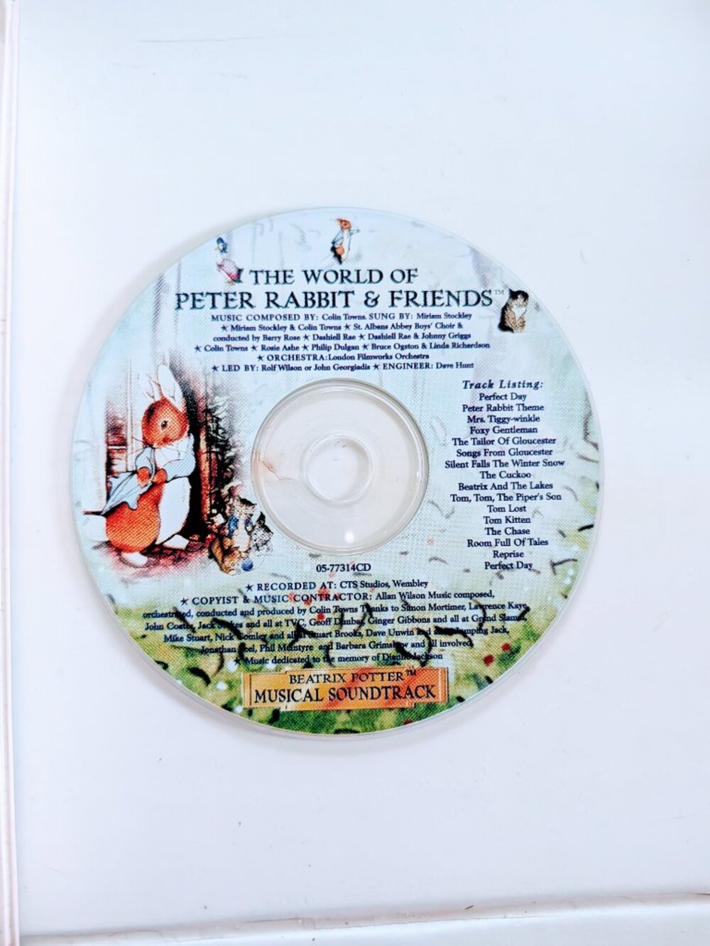 VTG Peter Rabbit & Benjamin Bunny VHS + CD Soundtrack Clamshell Beatrix Potter - Picture 3 of 11